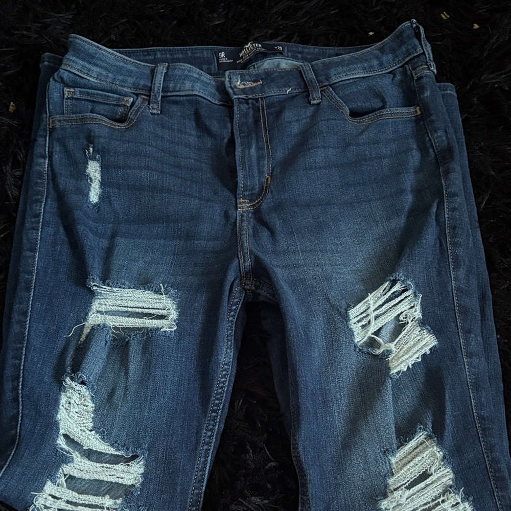 Distressed Dark Blue Women’s Jeans